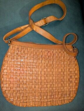 Vilenca Woven Leather Crossbody Bag in Tan